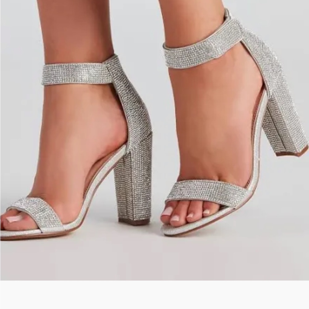 Windsor diamond heels